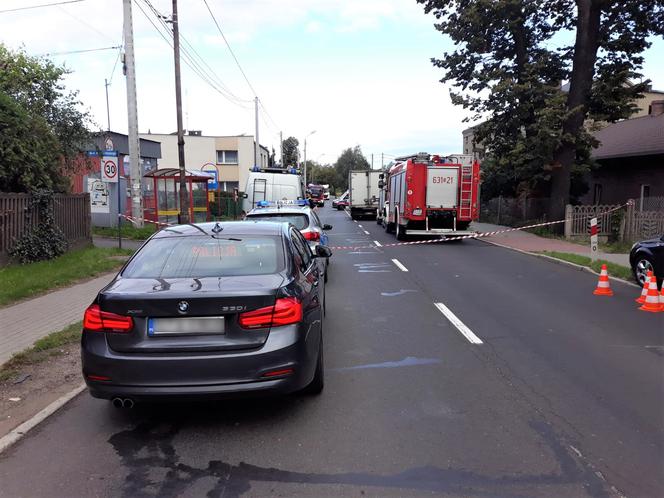 Wypadek w Wieszowej. Sześć osób rannych w zderzeniu ciężarówki z autobusem [ZDJĘCIA]