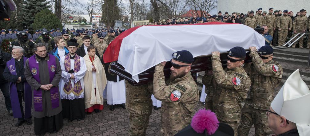 Ostatnie pożegnanie bohatera