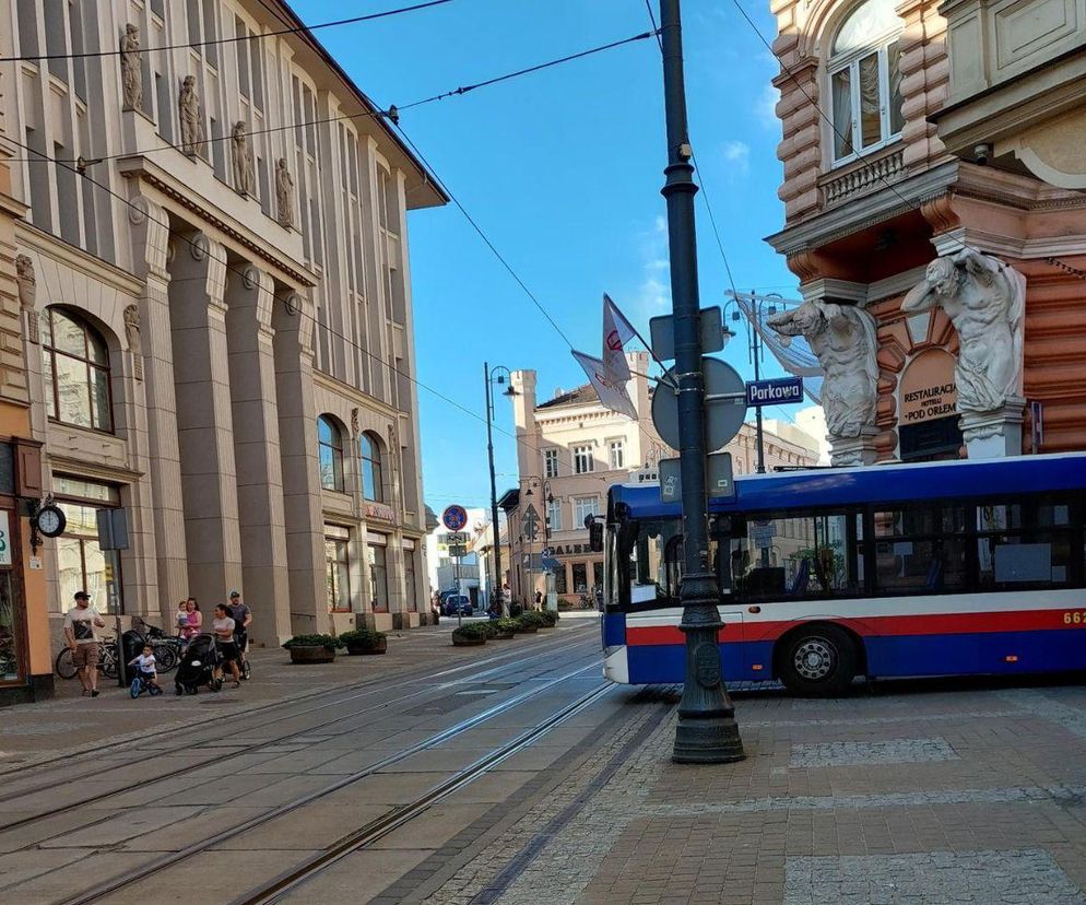 Zabytkowy tramwaj i wakacyjne rozkłady w Bydgoszczy. Przeczytaj, zanim wsiądziesz 