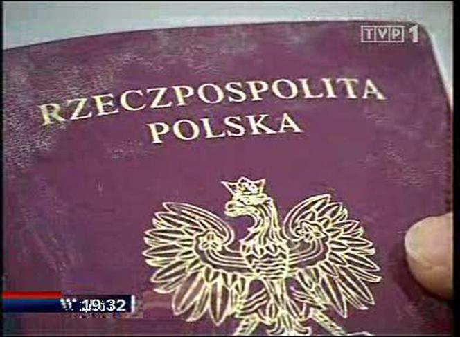 Rzeczy ofiar katastrofy zostały na miejscu tragedii