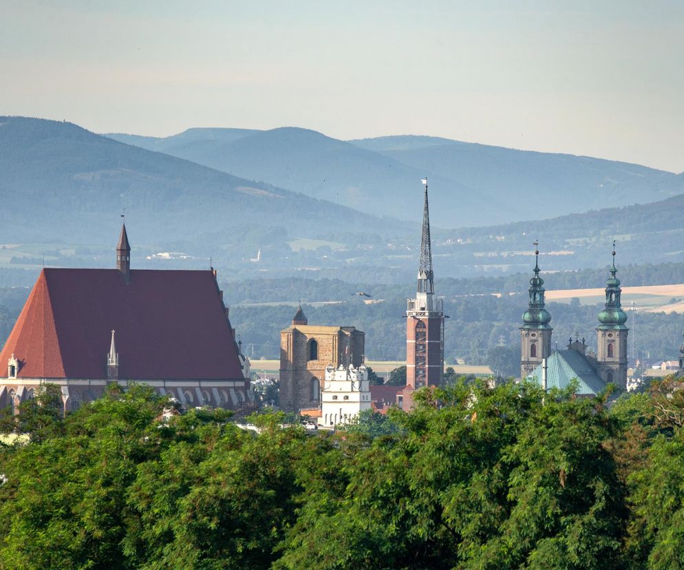 Nysa – miasto fortów, jezior i wielkiej sceny. Takiego weekendu nie możesz przegapić!