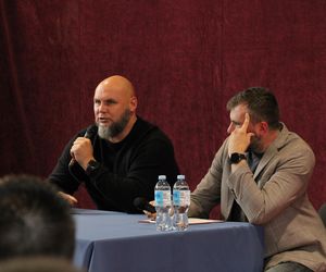 Dominik Dąbrowski spotkał się z młodzieżą III LO w Grudziądzu cz. II