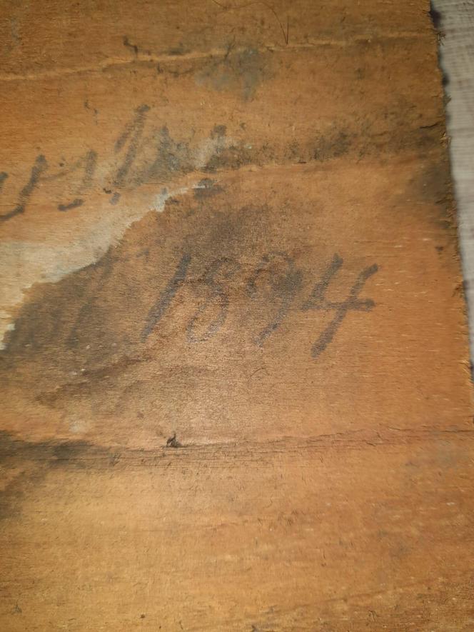   Niezwykle cenne odkrycie w dawnej synagodze w Barczewie. Na deskach namalowany był napis [ZDJĘCIA]