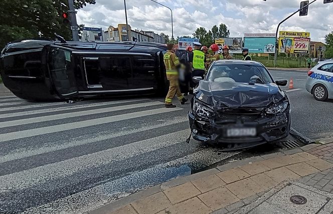 Kobieta staranowała toyotę