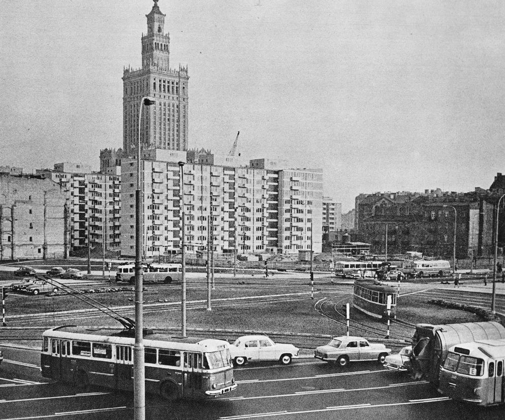 Po Warszawie jeździły kiedyś trolejbusy. 30 lat temu na trasę wyjechał ostatni 