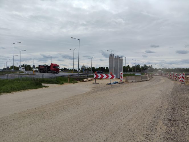 Z tygodnia na tydzień widać zmiany. Byliśmy na budowie drogi S19