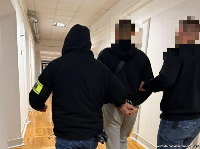 Ogólnopolska akcja policji. Tysiące funkcjonariuszy, ponad 1500 zatrzymanych. Zdjęcia z działań
