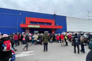 Poseł Szramka pomaga uchodźcom 