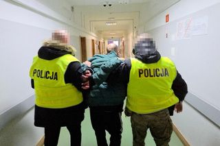 Kradzionym autem rozbijał samochody w centrum miasta. To recydywista