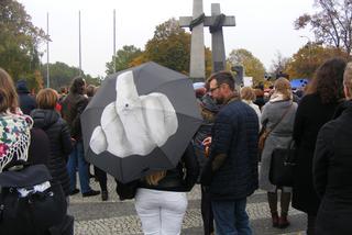 Czarny i biały protest w Poznaniu