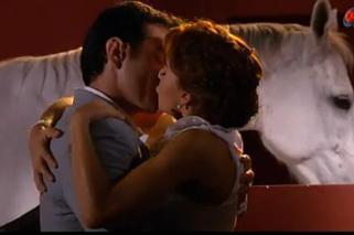 OTCHŁAŃ NAMIĘTNOŚCI odc. 23. Elisa (Angelique Boyer), Damian (David Zepeda) - pierwszy pocałunek