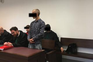 Chełm: Krwawy horror na ulicy. Skatowany mężczyzna nie żyje