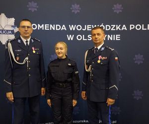 Nowi policjanci wypowiedzieli słowa przysięgi. Na Warmii i Mazurach rekrutacja wciąż trwa [ZDJĘCIA]