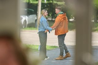 Na Wspólnej odc. 4058. Daria (Patrycja Topajew), Dawid (Daniel Mosior)