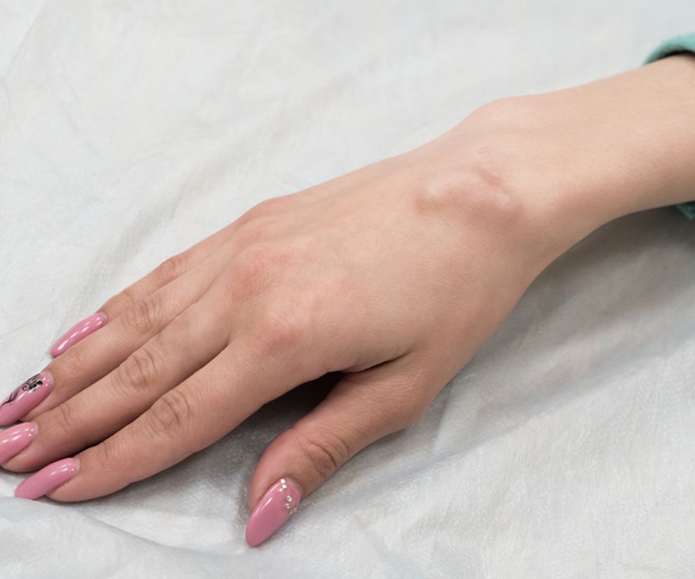 To ograniczona łącznotkankową torebką przestrzeń wypełniona gęstym płynem, który swoją konsystencją przypomina żel.