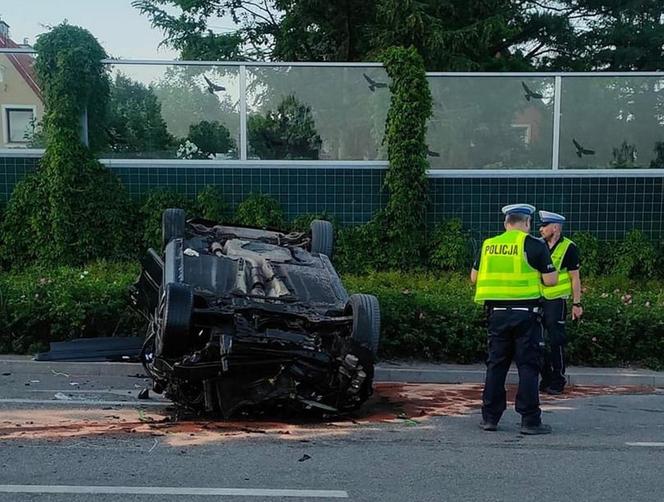 Pijany kierowca tira staranował autobus miejski. 12 osób rannych, a trzy walczą o życie