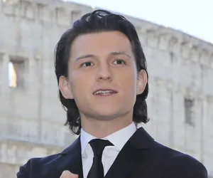 Tom Holland od ponad roku żyje w trzeźwości. Filmowa rola skłoniła go do abstynencji