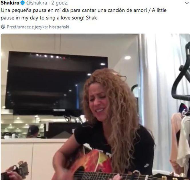 Shakira, Twitter