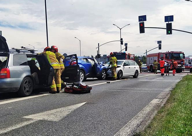 Wypadek w Piekarach Śląskich. 5 osób rannych