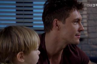 M jak miłość odcinek 1438. Szymek (Staś Szczypiński), Marcin (Mikołaj Roznerski)