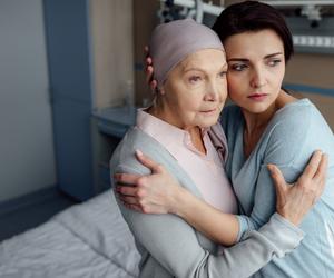 Sto procent skuteczności? Przełomowa terapia zredukowała guzy u wszystkich pacjentów z tym rakiem