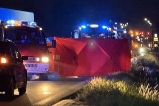 Błonie. Wjechali hulajnogą elektryczną prosto pod tira. Nie mieli szans, zaginęli na miejscu