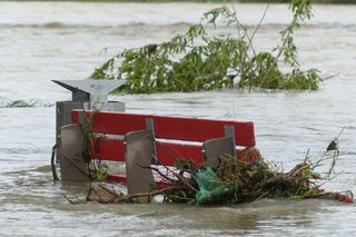 Zalane drogi i powalone drzewa. Chorwacja zmaga się z potopem