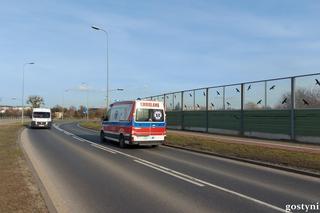Mercedes wjechał w matkę i niemowlaka. Dramatyczny wypadek w Gostyninie	