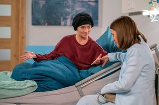 Pierwsza miłość streszczenia odcinków 4095-4099. Filip poznaje nazwisko dawcy szpiku dla Angeliki. Jest w szoku