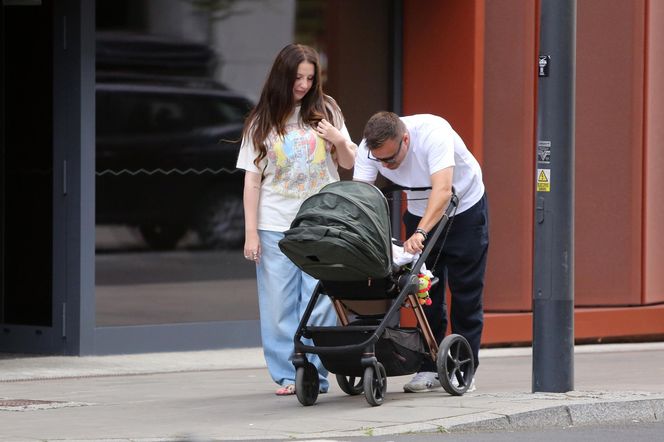 Marcin Hakiel z Dominiką  Serocką w studiu tatuaży