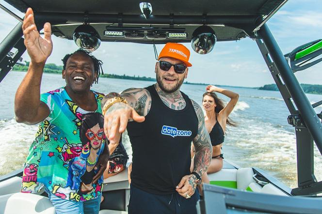 Popek i Dr Alban na katamaranie 
