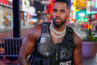 Jason Derulo podnosi temperaturę! Nowa piosenka z wielkimi gwiazdami!