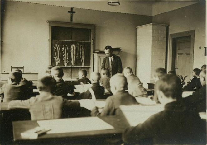 Dzień Edukacji Narodowej. Tak kiedyś wyglądały lubelskie szkoły! Zobacz zdjęcia z archiwum