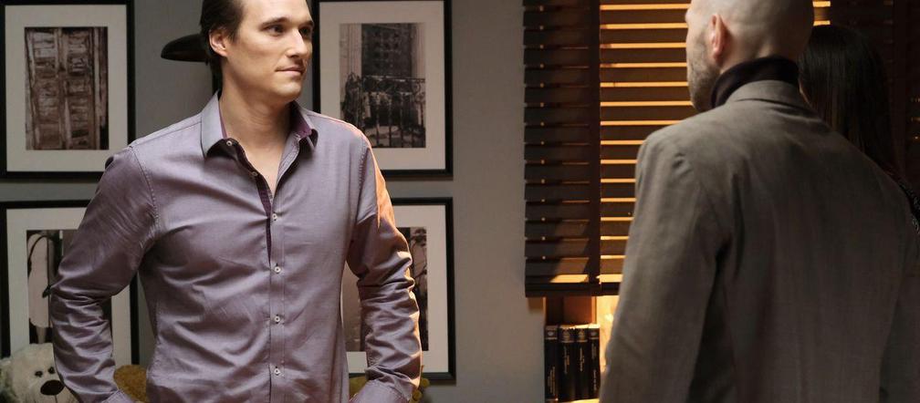 M jak miłość odc. 1799. nowy lekarz Wojtek Majer (Paweł Parczewski), Olek (Maurycy Popiel)