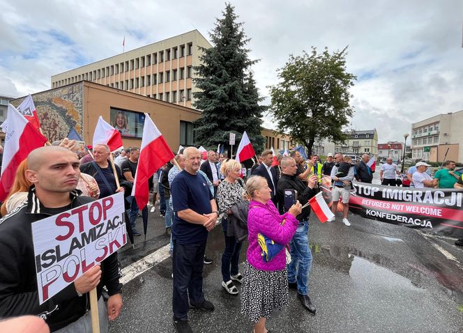 Protest Konfederacji w Siedlcach zgromadził ok. 600 osób