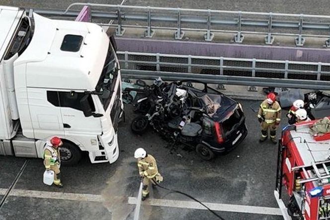 Poważny wypadek na A2 w powiecie mińskim