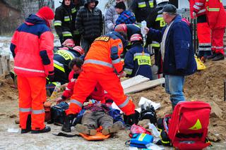 Robotnik zginął przyspany ziemią 