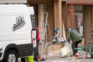 Wrocław po raz kolejny stanie się planem filmowym. Ruszają zdjęcia do serialu kryminalnego z lat 30. [UTRUDNIENIA W RUCHU]