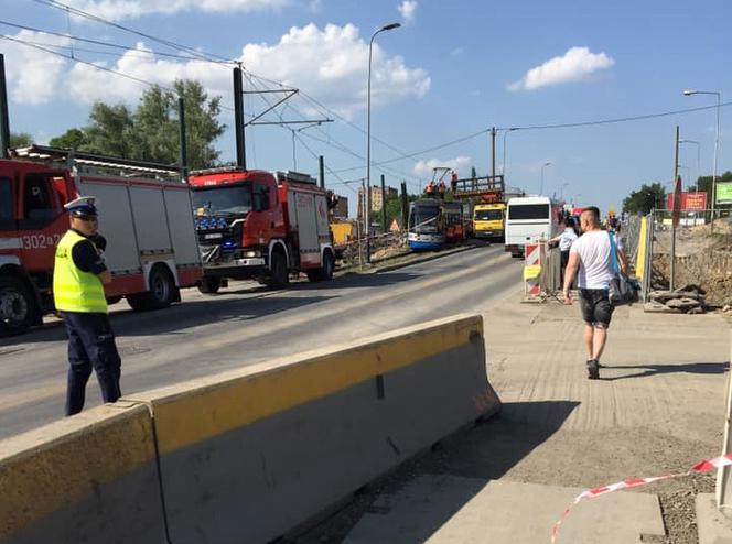 Kraków: Poważne wykolejenie tramwaju, kilka osób jest rannych