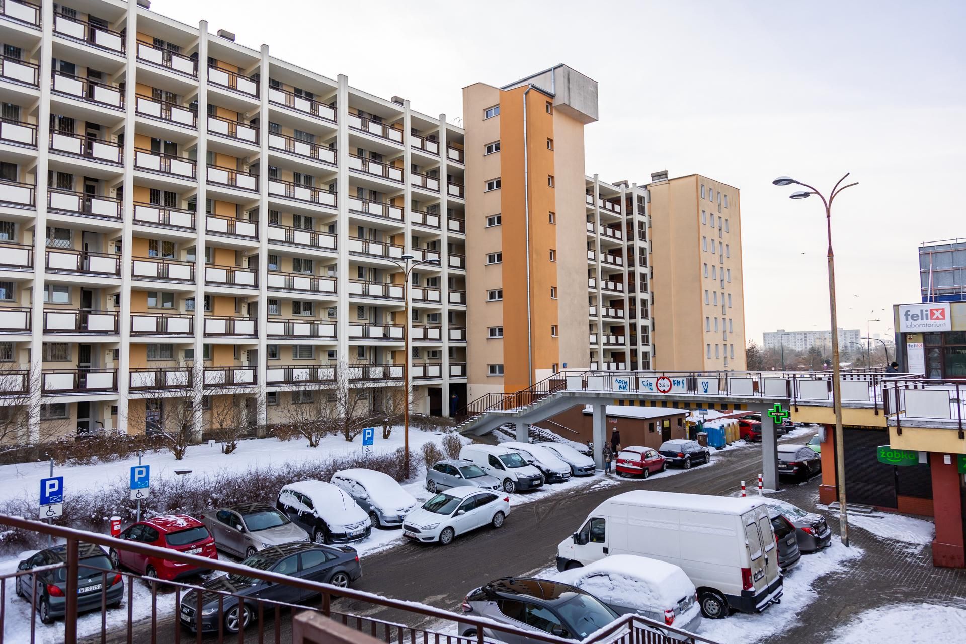 Przyczółek Grochowski - zdjęcia warszawskiego Pekinu. Zobacz, jak wygląda najdłuższy blok w Polsce