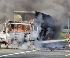 Paraliż autostrady A4 w Małopolsce. W ciągu kilku minut doszło do dwóch groźnych zdarzeń. Są poszkodowani!
