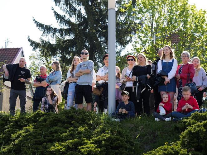 Ponad stu żołnierzy na Placu Solidarności w Olsztynie. Złożyli uroczystą przysięgę [ZDJĘCIA]