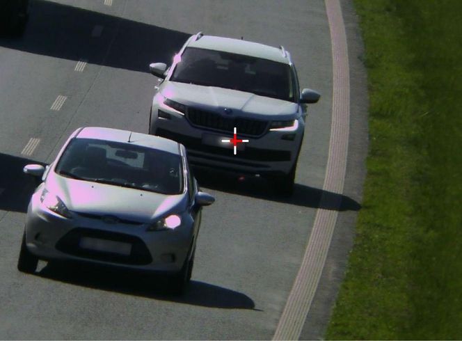 Tak bydgoscy policjanci z wysokości oceniali odległość między autami na S5. Posypały się mandaty! 