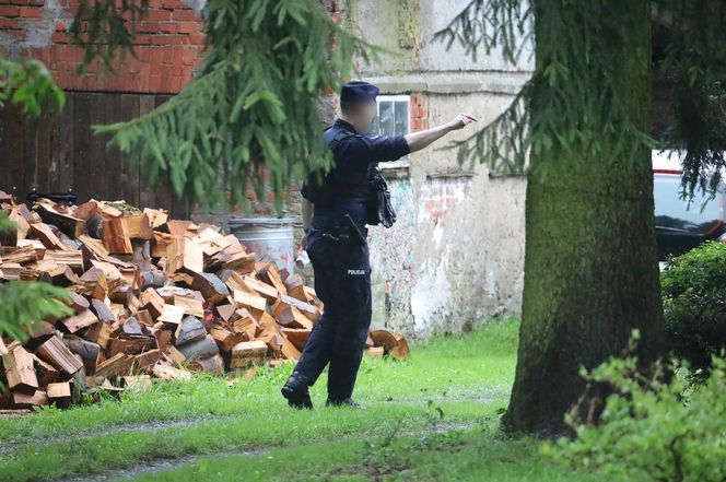 Zabójstwo pod Iławą. Nie żyje małżeństwo. Policja zatrzymała syna ofiar