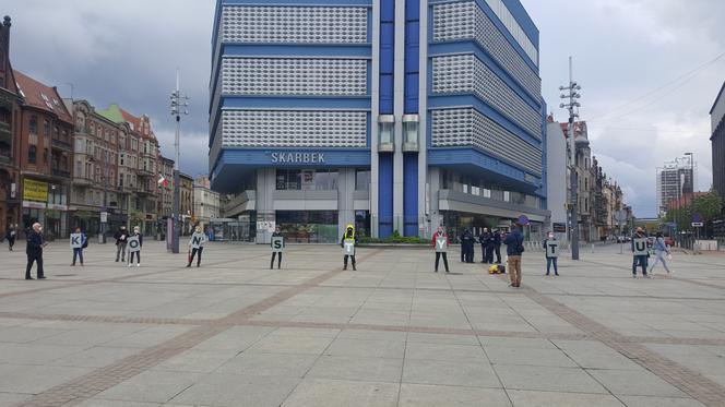 Protest przeciwko wyborom korespondencyjnym w Katowicach 