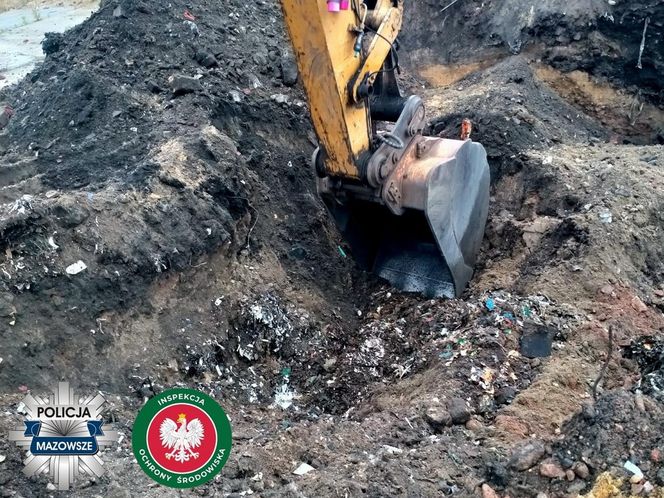 Wielka akcja policji! Rakotwórcze substancje ukryte w bunkrach i zakopane w ziemi