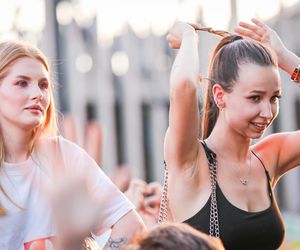 Sosnowiec Fun Festival. Publiczność szaleje przed sceną