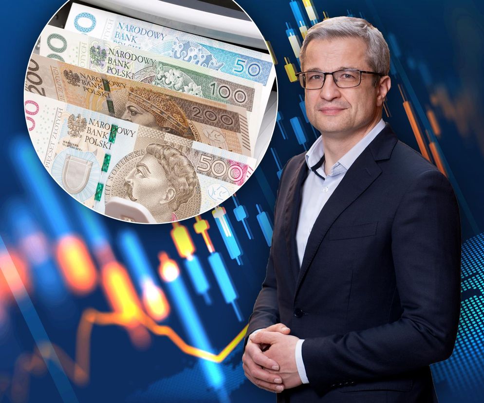 Michał Szymański, prezes zarządu VIG/C-QUADRAT TFI, w okularach i garniturze, z założonymi dłońmi, na tle wykresów giełdowych symbolizujących inwestycje i polskie banknoty, ocenia inicjatywę Ministerstwa Finansów dotyczącą Osobistego Konta Inwestycyjnego, o czym przeczytasz na Super Biznes.