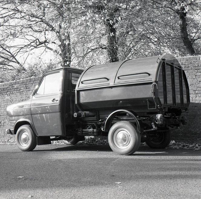 Ford Transit (1972)