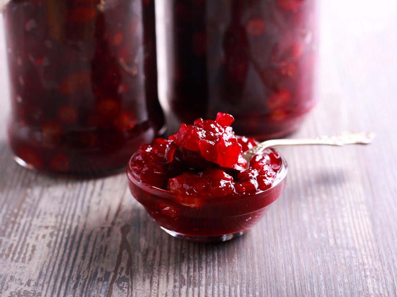 Chutney z buraków i jabłek - idealny dodatek do mięs i serów